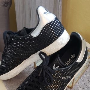 Womens Adidas original Gazelle